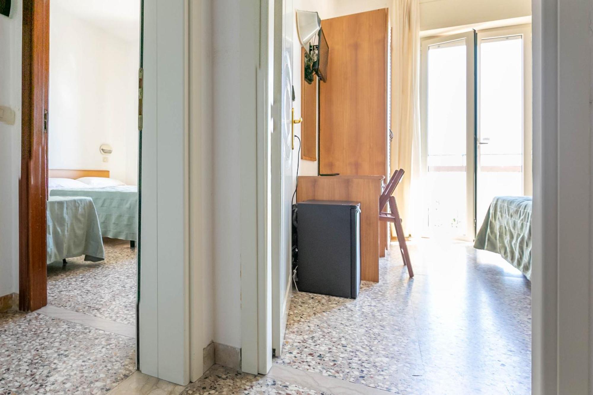 Hotel Atlas Ρίμινι Εξωτερικό φωτογραφία