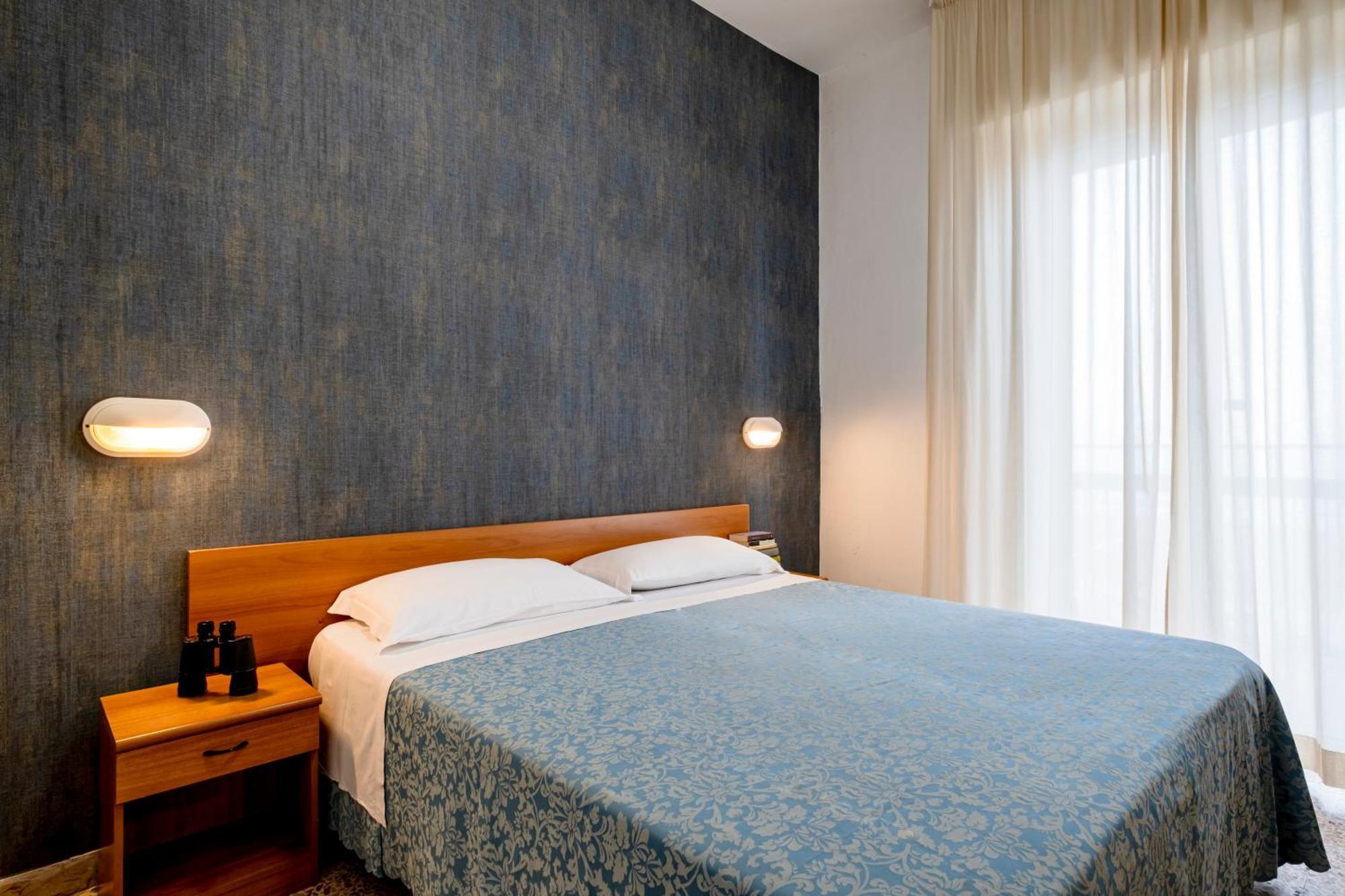 Hotel Atlas Ρίμινι Εξωτερικό φωτογραφία