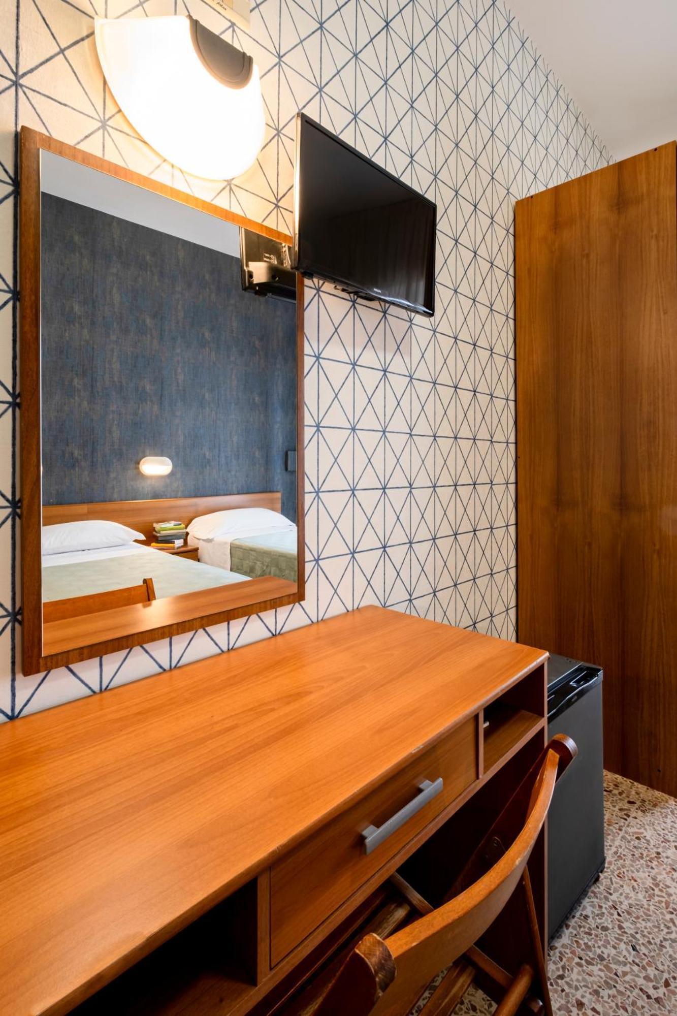Hotel Atlas Ρίμινι Εξωτερικό φωτογραφία