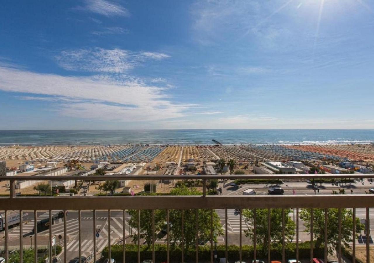 Hotel Atlas Ρίμινι Εξωτερικό φωτογραφία